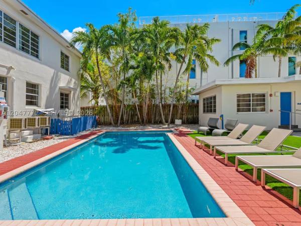 Lenox Manor, 1032 Michigan Ave #C, Miami Beach, Florida 33139, image 2