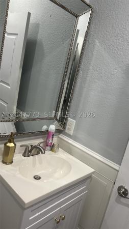 Meghans Place, 2535 NE 41st Ave, Homestead, Florida 33033, image 1