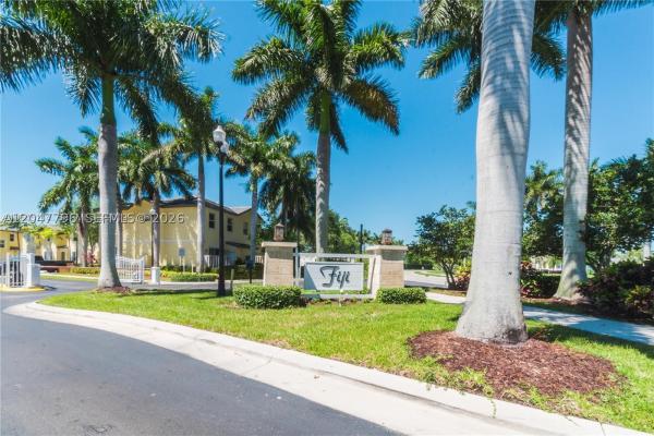 Fiji, 3065 SE 1st Dr #1, Homestead, Florida 33033, image 2