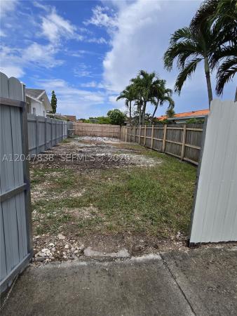 13470 SW 24th St, Unincorporated Dade County, Florida 33175, image 3