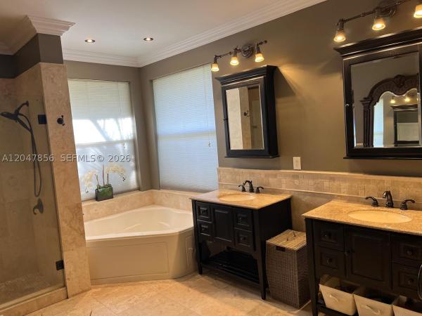 Lake Ridge, 3960 Osprey Ct, Weston, Florida 33331, image 3