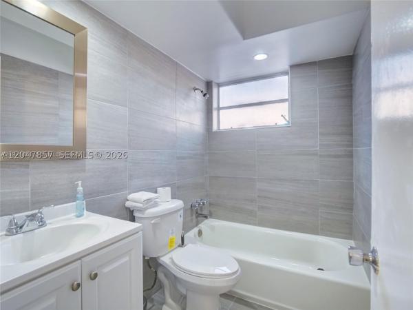 1141 NW 75th St, Unincorporated Dade County, Florida 33150, image 2