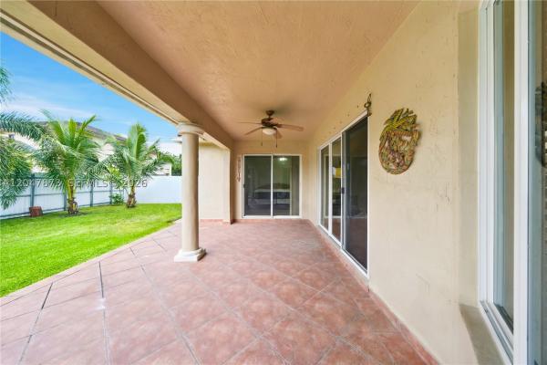 15059 SW 33rd Ter, Unincorporated Dade County, Florida 33185, image 2