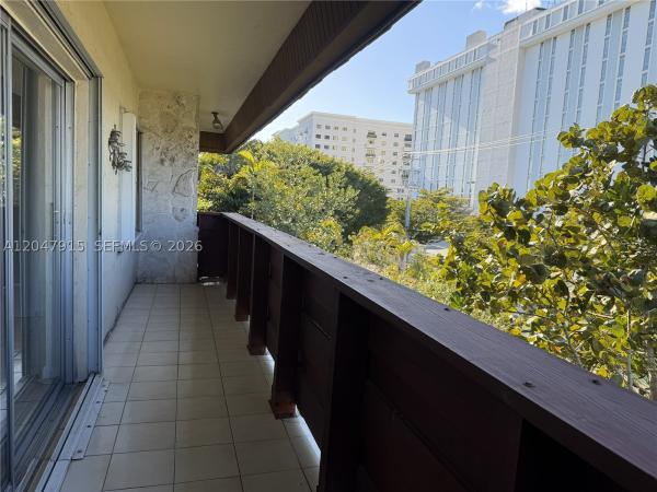 Villa Capri, 1205 Mariposa Ave #413, Coral Gables, Florida 33146, image 2