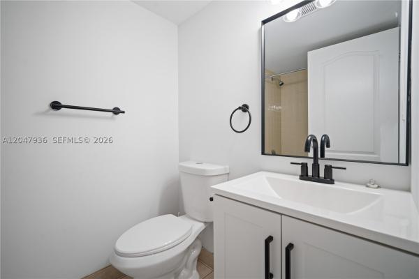 Baptist Towers, 1891 N 61st Ave #B211, Hollywood, Florida 33024, image 3