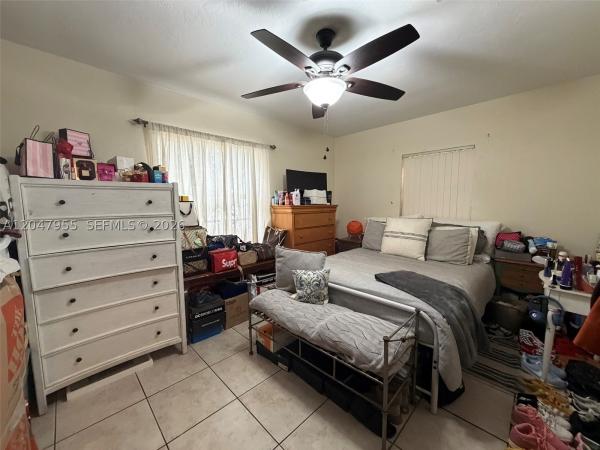 596 NW 109th St, Unincorporated Dade County, Florida 33168, image 2