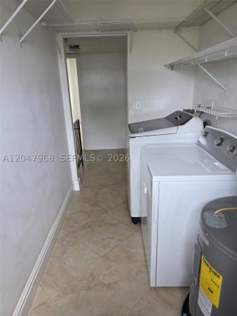 40 NW 87th Ave #D201, Unincorporated Dade County, Florida 33172, image 2