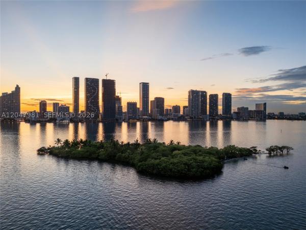 725 NE 24th St #3101, Miami, Florida 33137, image 1