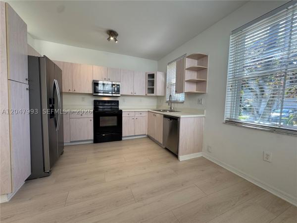 West Lake Village, 1595 Seagrape Way #-, Hollywood, Florida 33019, image 1