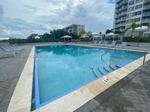 Del Prado, 18061 Biscayne Blvd #PH-02-2, Aventura, Florida 33160, image 1