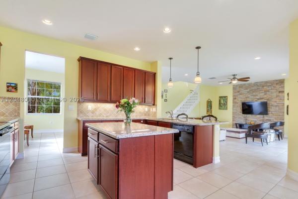 Canyon Trails, 8185 Fiera Ridge Dr, Boynton Beach, Florida 33473, image 2