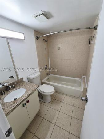 8877 Fontainebleau Blvd #202, Unincorporated Dade County, Florida 33172, image 3