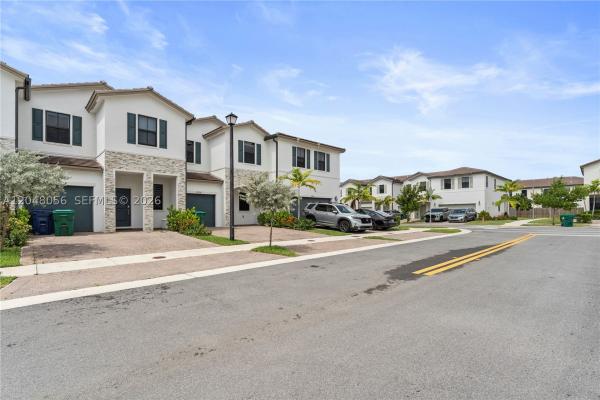 12958 SW 231st St, Unincorporated Dade County, Florida 33170, image 3