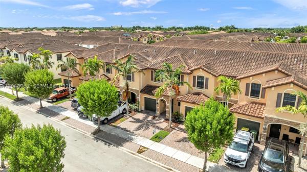 Fresno At The Vineyards, 3368 SE 1st St, Homestead, Florida 33033, image 2