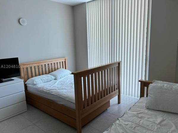 Axis On Brickell North, 1111 SW 1st Ave #1419-N, Miami, Florida 33130, image 2