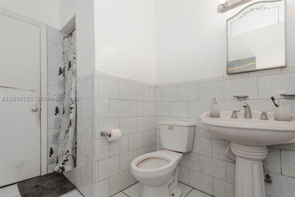 Brentwood, 245 NE 48th St, Miami, Florida 33137, image 1