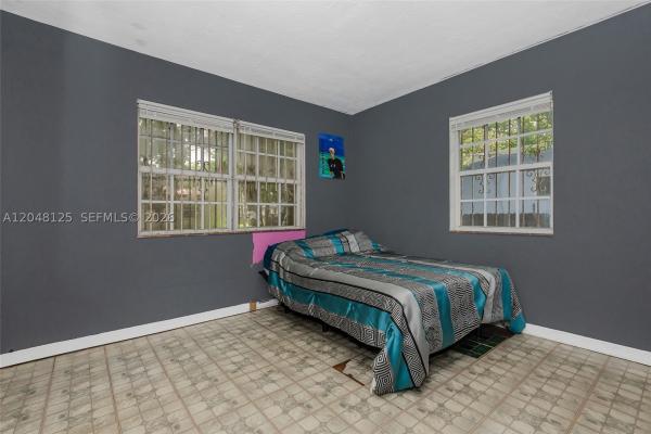 Brentwood, 245 NE 48th St, Miami, Florida 33137, image 2