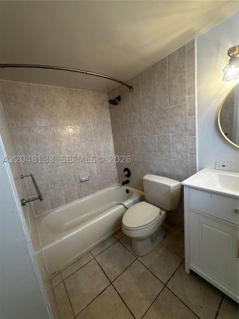 Plaza Of The Americas, 16919 N Bay Rd #710, Sunny Isles Beach, Florida 33160, image 1