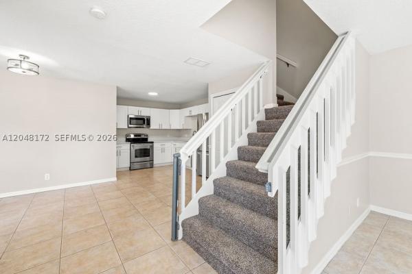 The Pines At Lawnwood, 1542 N Lawnwood Cir #37D, Fort Pierce, Florida 34950, image 3