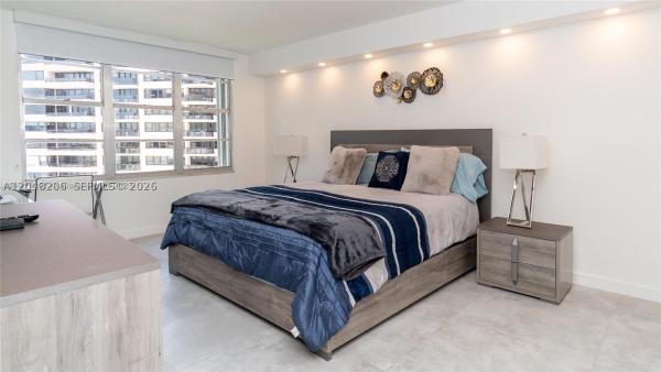 Seacoast 5161, 5161 Collins Ave #811, Miami Beach, Florida 33140, image 1