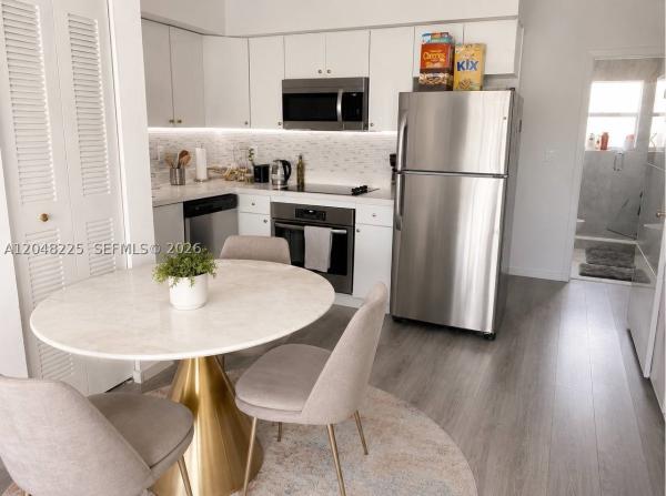 Deco, 810 7th St #205, Miami Beach, Florida 33139, image 3
