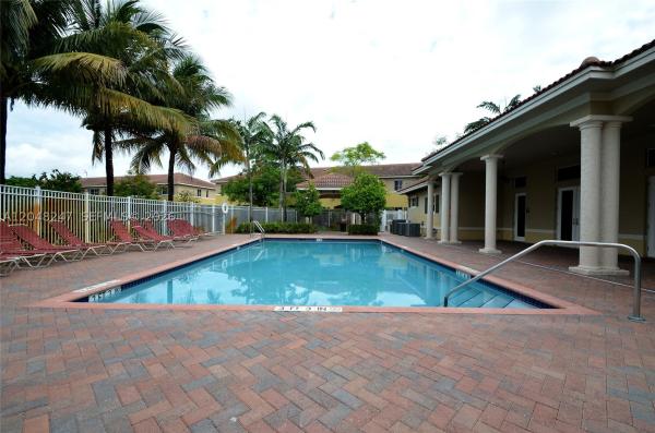 San Remo Townhomes, 6059 SW 19th Ct, North Lauderdale, Florida 33068, image 2