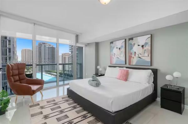 Icon Brickell Tower 3, 485 Brickell Ave #1901, Miami, Florida 33131, image 3