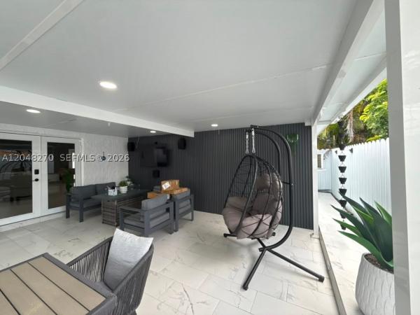 14305 SW 182nd Ter, Unincorporated Dade County, Florida 33177, image 1