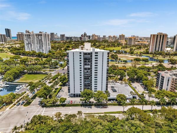 Bonavista, 3375 N Country Club Dr #905, Aventura, Florida 33180, image 2