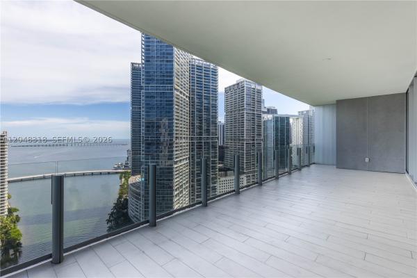 300 Biscayne Boulevard Way #2702E, Miami, Florida 33131, image 1