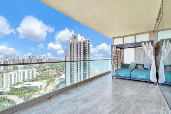 Residences By Armani Casa, 18975 Collins Ave #2901, Sunny Isles Beach, Florida 33160, image 3