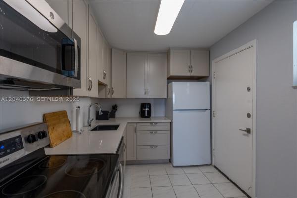 1750 James, 1750 James Ave #7L, Miami Beach, Florida 33139, image 2
