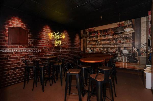 King Cole, 900 Bay Dr #224, Miami Beach, Florida 33141, image 3