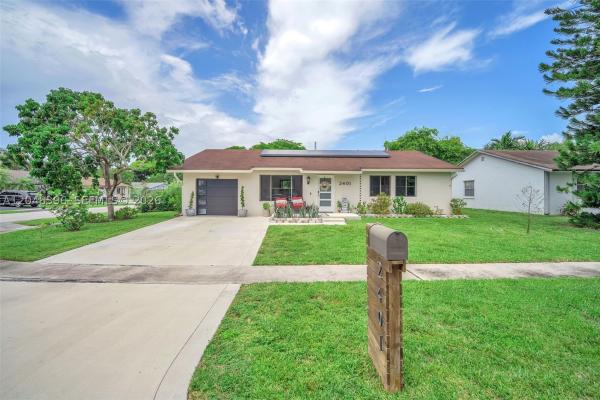 Woodstock, 2401 NW 110th Ter, Sunrise, Florida 33322, image 2