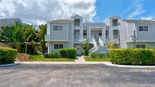 Summer Lake At Three Lakes, 3409 NW 44th St #101, Oakland Park, Florida 33309, image 2