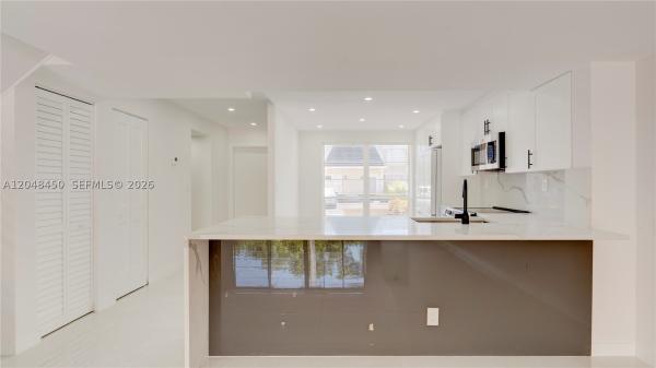 Venetian Park, 933 NE 24th Ave #169, Hallandale Beach, Florida 33009, image 3