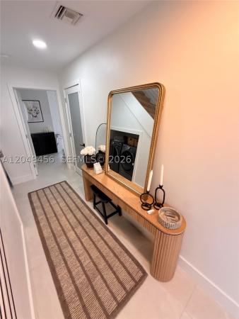 Aldens, 715 SW 4th Ave, Fort Lauderdale, Florida 33315, image 3