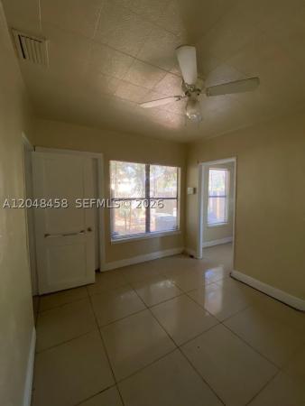 North Miami Beach, Florida 33160, image 3