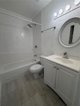 1175 NW 123rd Pl #210, Unincorporated Dade County, Florida 33182, image 3
