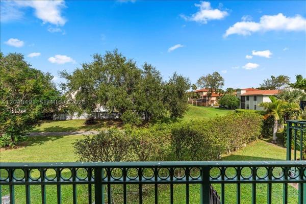 10014 Hammocks Blvd #204-4, Unincorporated Dade County, Florida 33196, image 2