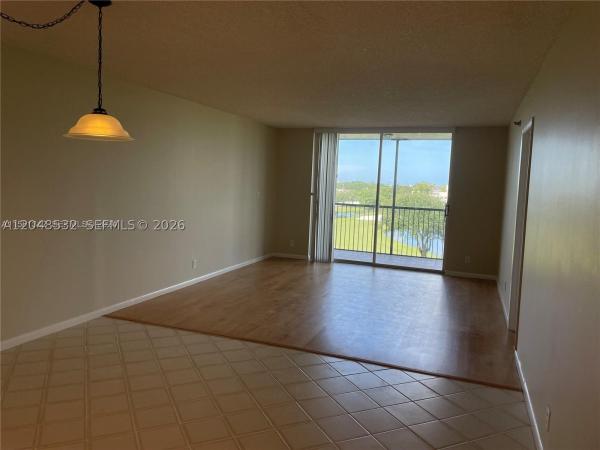 Rolling Hills Golf And Tennis Club, 3100 W Rolling Hills Cir #502, Davie, Florida 33328, image 3