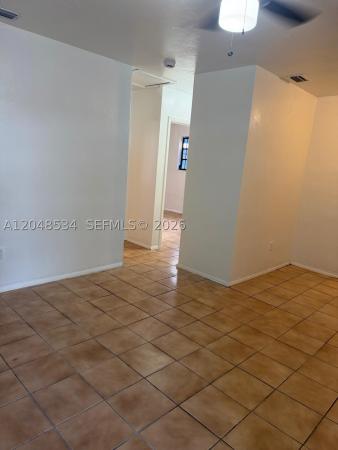 Bowling Green, 1019 NW 52nd St #A, Miami, Florida 33127, image 3