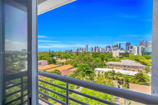 Coral Palms, 2400 SW 3rd Ave #706, Miami, Florida 33129, image 3