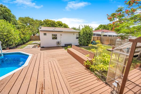 Churchill Estates, 250 NW 40th Ave, Miami, Florida 33126, image 3