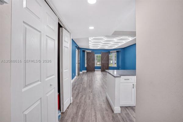 Sands Point, 8390 Sands Point Blvd #210F, Tamarac, Florida 33321, image 2