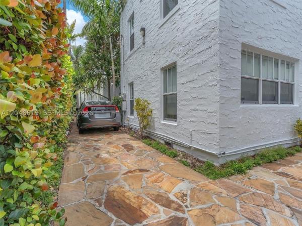 Ocean Beach, 935 Meridian Ave #2, Miami Beach, Florida 33139, image 2