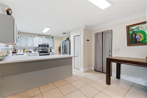 15490 SW 209th Ave, Unincorporated Dade County, Florida 33187, image 3