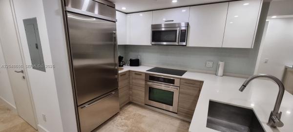 Brickell House, 1300 Brickell Bay Dr #1701, Miami, Florida 33131, image 3