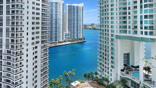 Courts Brickell Key, 801 Brickell Key Blvd #2210, Miami, Florida 33131, image 3