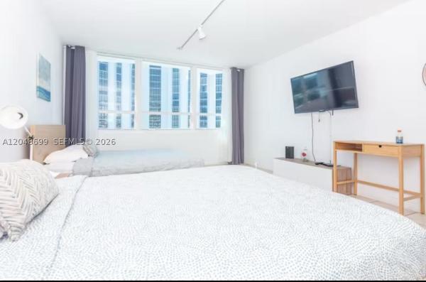 Castle Beach Club, 5445 Collins Ave #1108, Miami Beach, Florida 33140, image 3